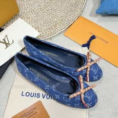 Louis Vuitton Flat Shoes